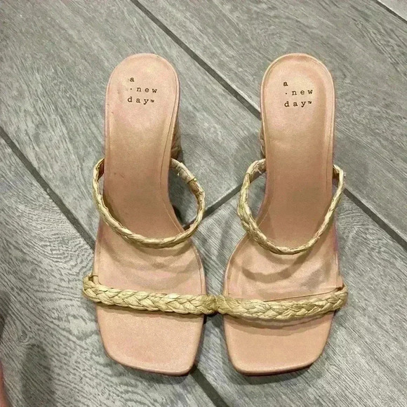 Target A New Day Rafia Block Heel Sandals Size 6 - Picture 2 of 4